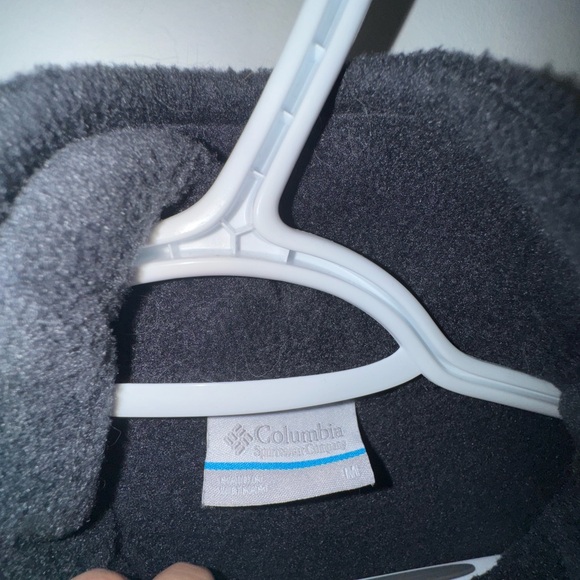 Columbia Black Fleece Vest - Picture 3 of 4